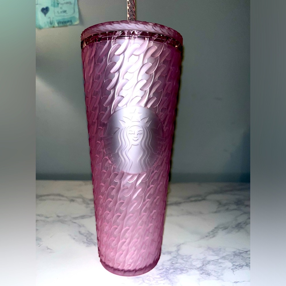 Starbucks 2024 Matte Light Pink Soft Touch Chain Link Venti Cold Cup Tumbler